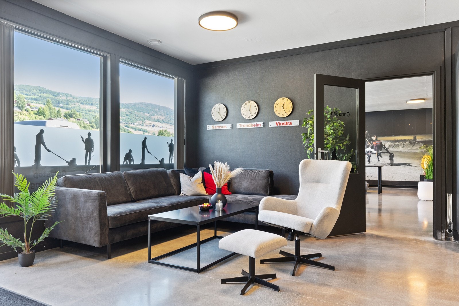 Kontor nede Galleribilde