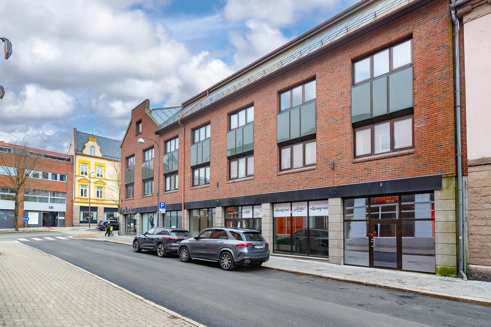 Fasade mot St. Hans gt. Galleribilde