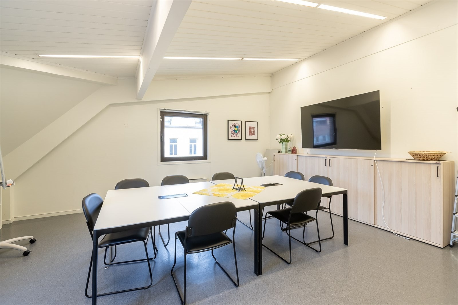 Møterom og sosiale soner i kontorlokale 4. etg. Galleribilde