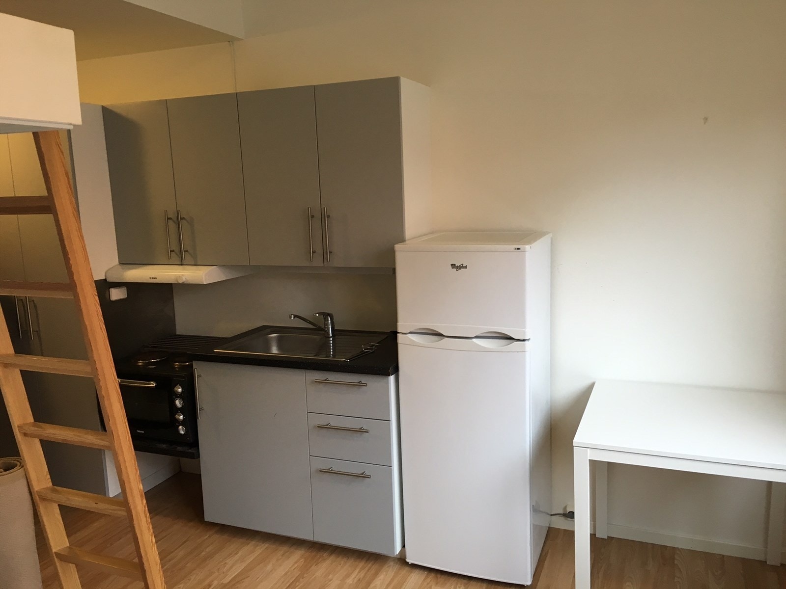 33560789.jpg Galleribilde