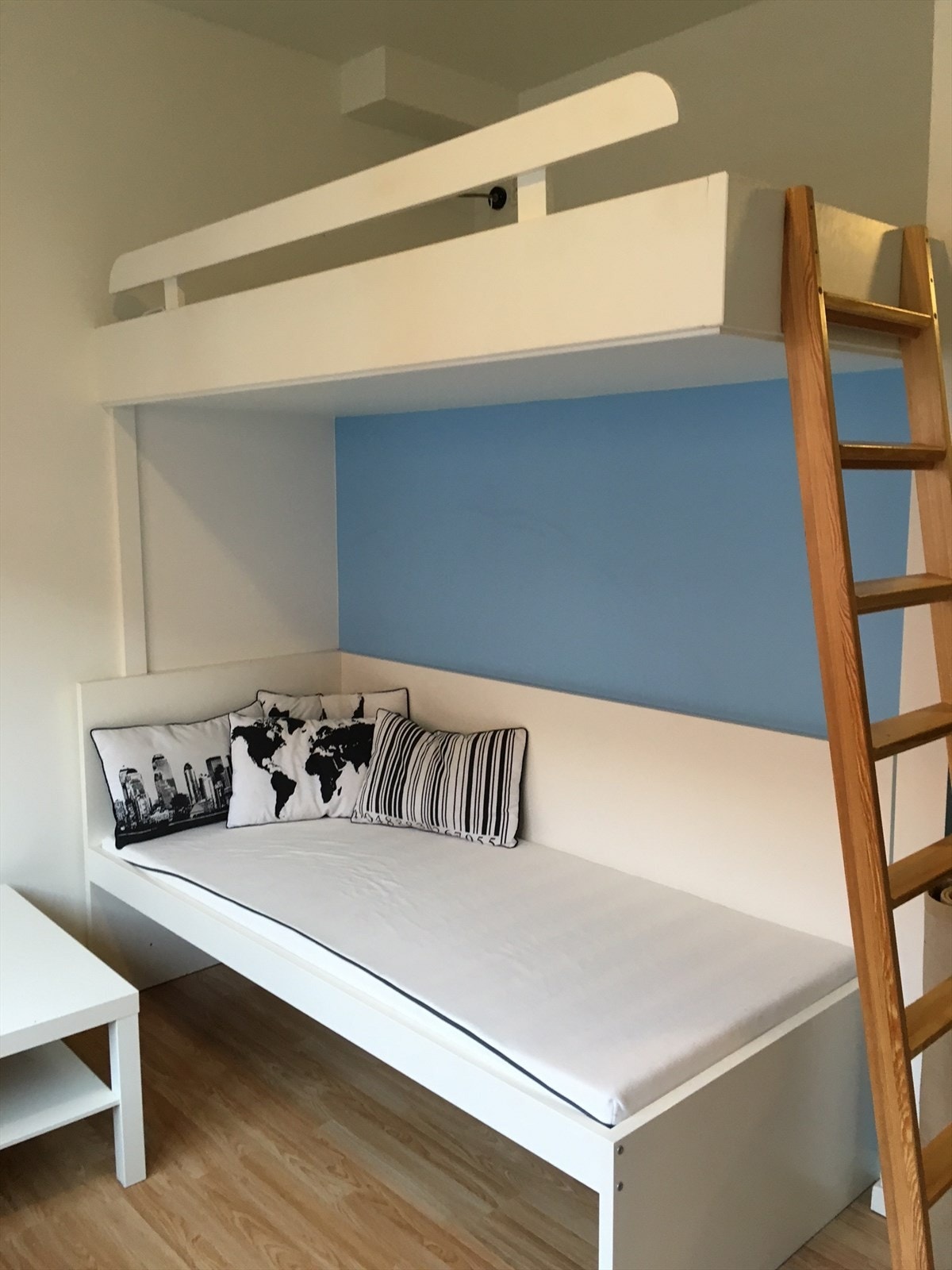 33560787.jpg Galleribilde