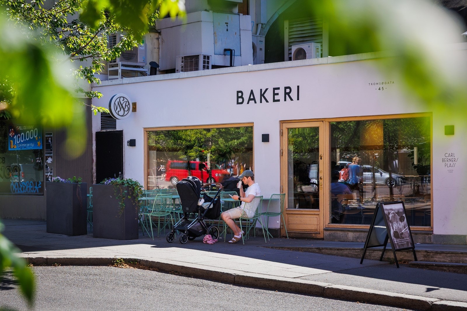 Koselig bakeri i nabolaget Galleribilde