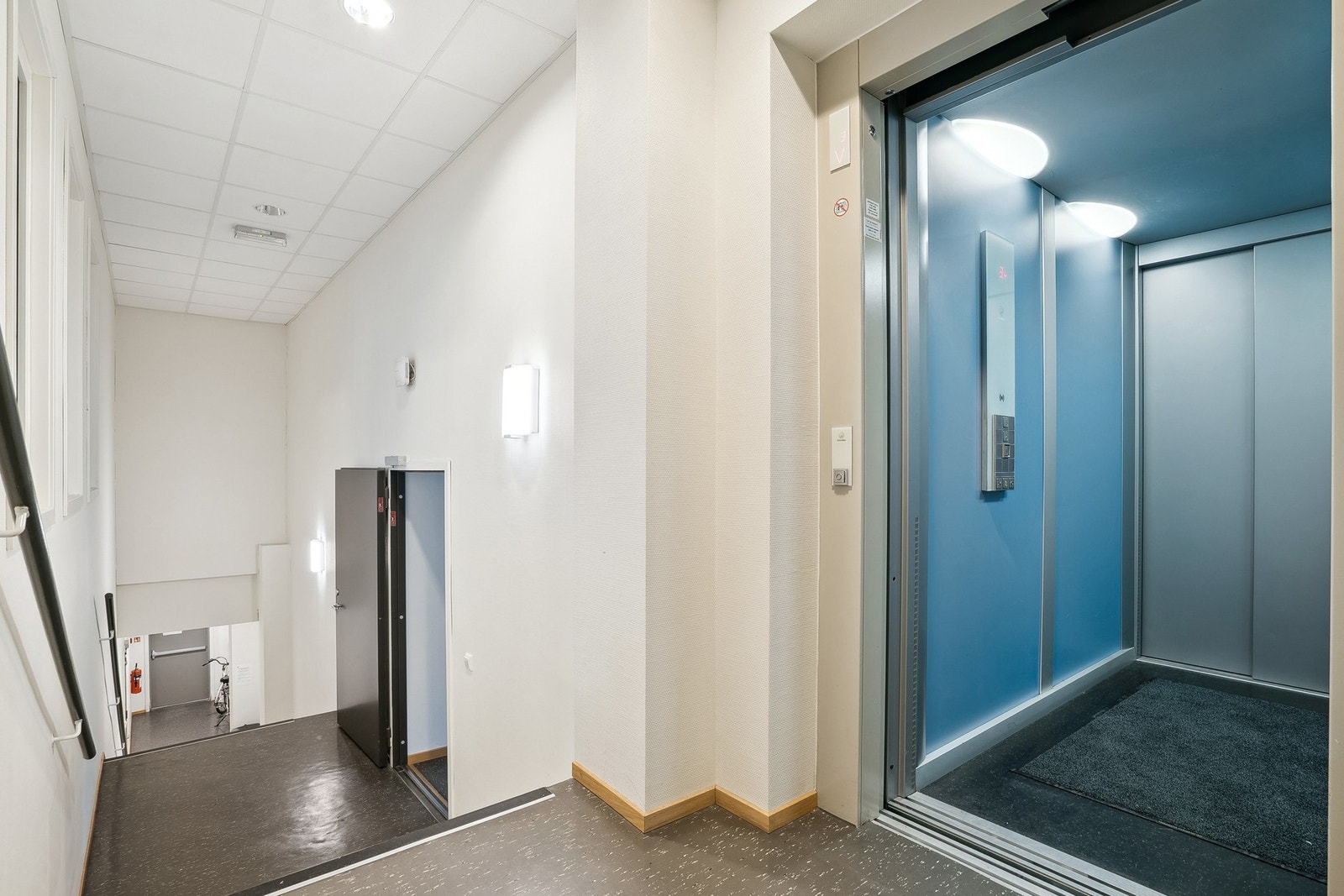 Heis i nav-delen Galleribilde