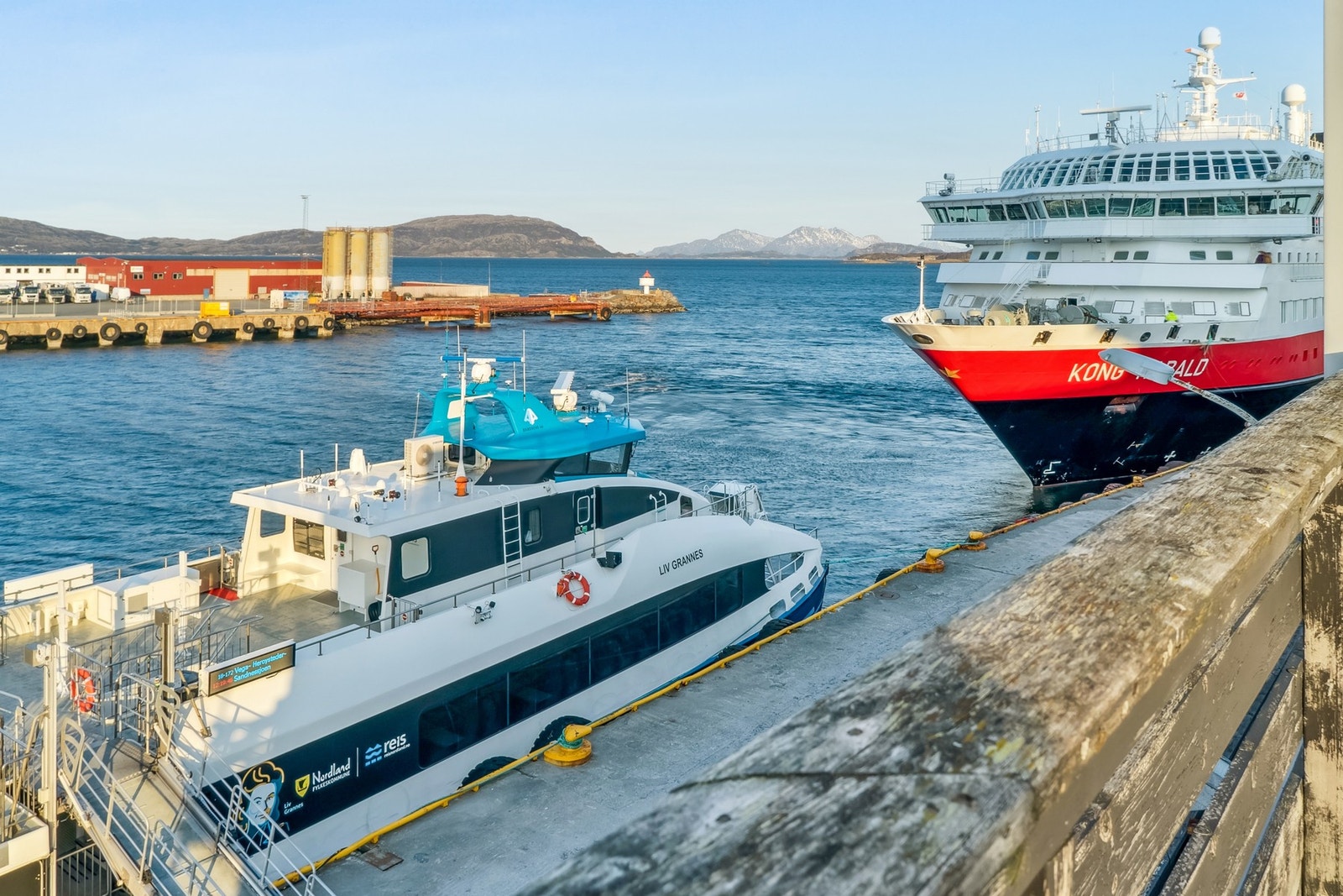 Balkong og 2 etasje kaikant Galleribilde