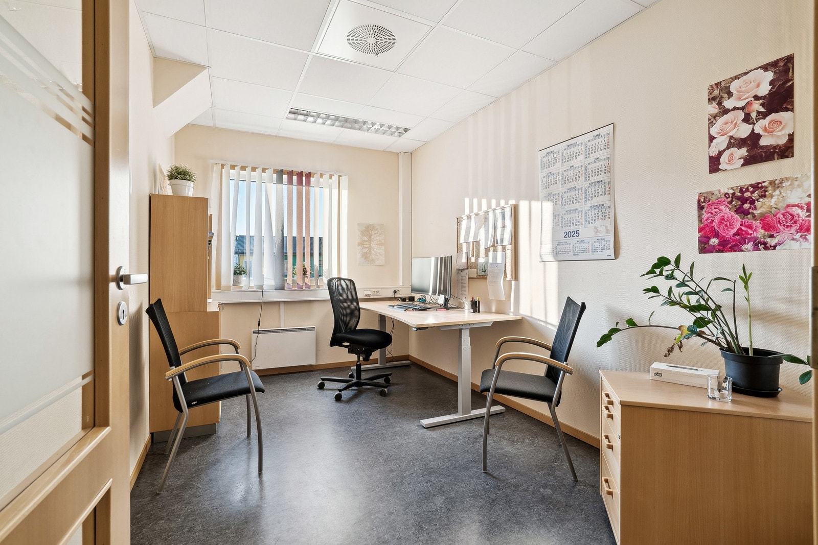 Kontor og nav Galleribilde