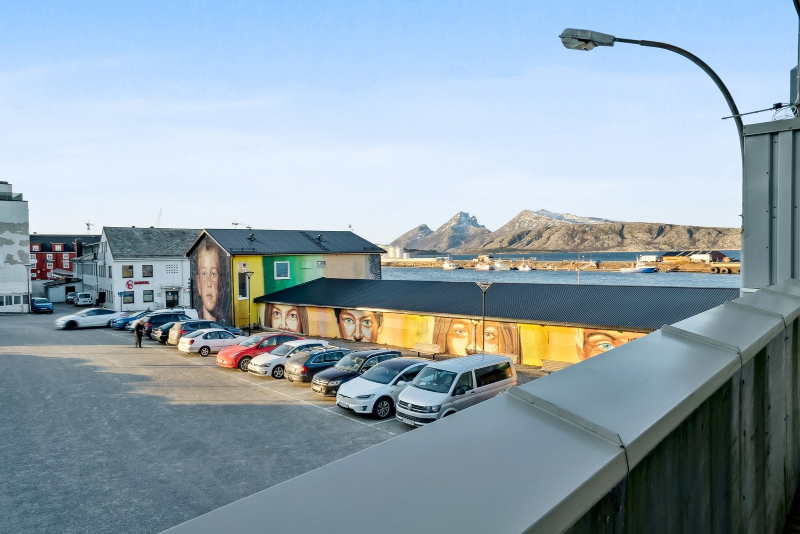 Utsikt og balkong Galleribilde