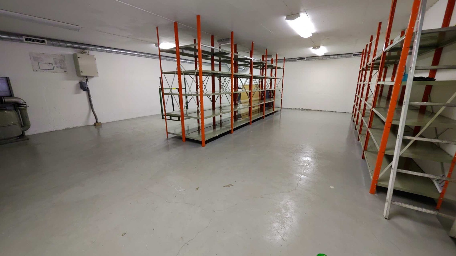 Lager på ca. 75 kvm i tilknytning til lager på ca. 185 kvm Galleribilde