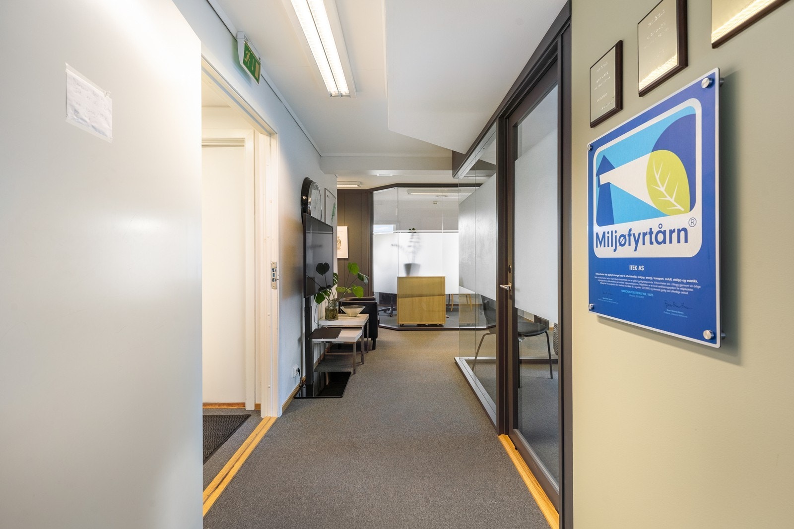 Kontorlokaler. Galleribilde