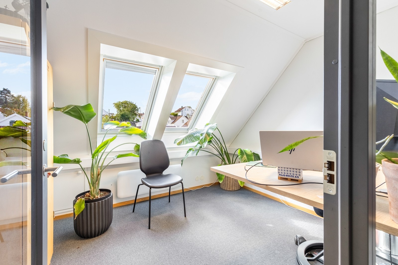 Kontorlokaler. Galleribilde