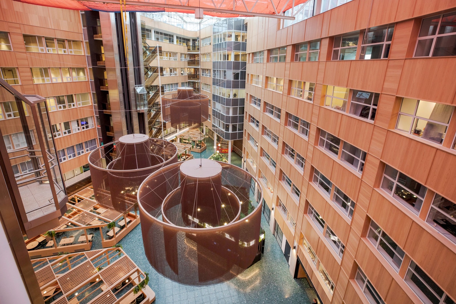 Nyrehabiliterte fellesarealer Galleribilde