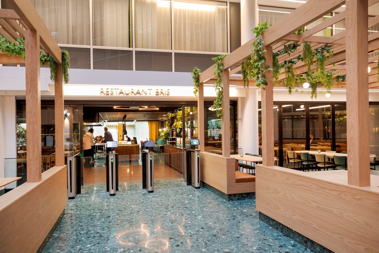 Personalrestaurant av høy kvalitet Galleribilde