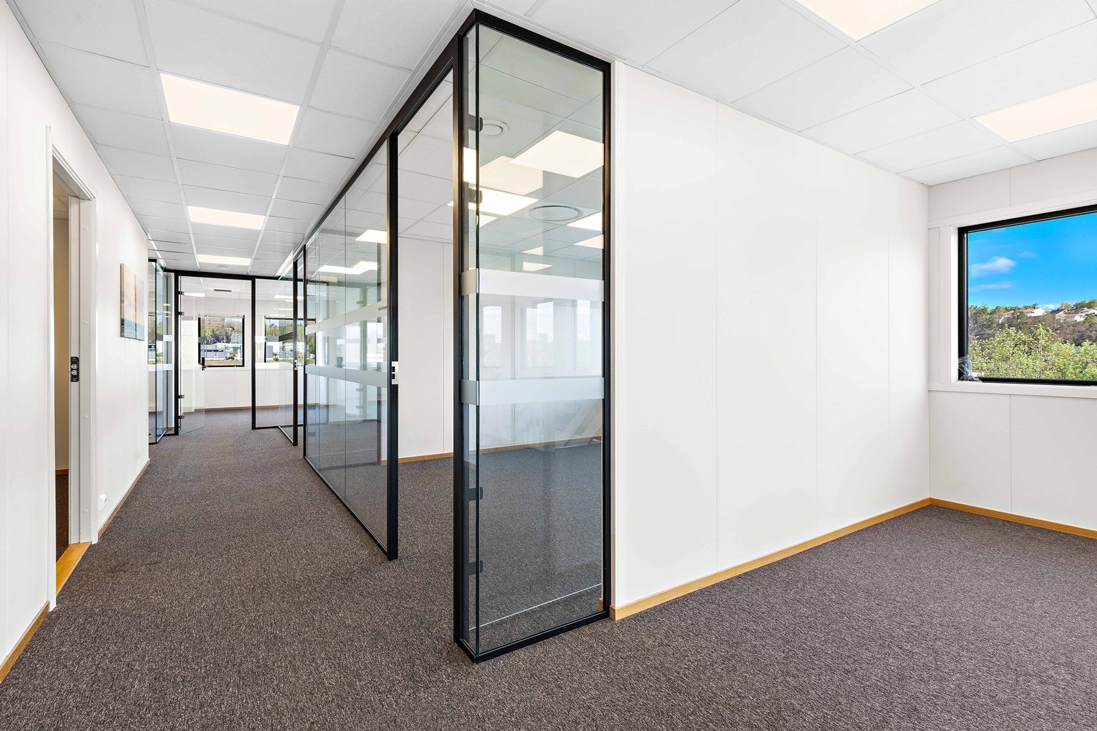 Ny kontordel. Totalt 16 cellekontorer fordelt på 1 og 2.etg. Galleribilde