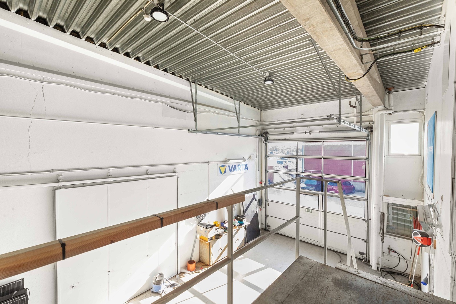 Til støtene lager i forbindelse med ny butikk/kontordel. Galleribilde