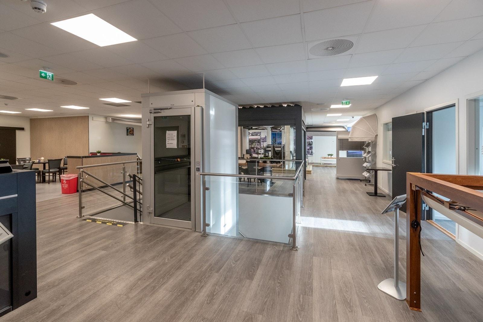 Showroom og kontordel Galleribilde