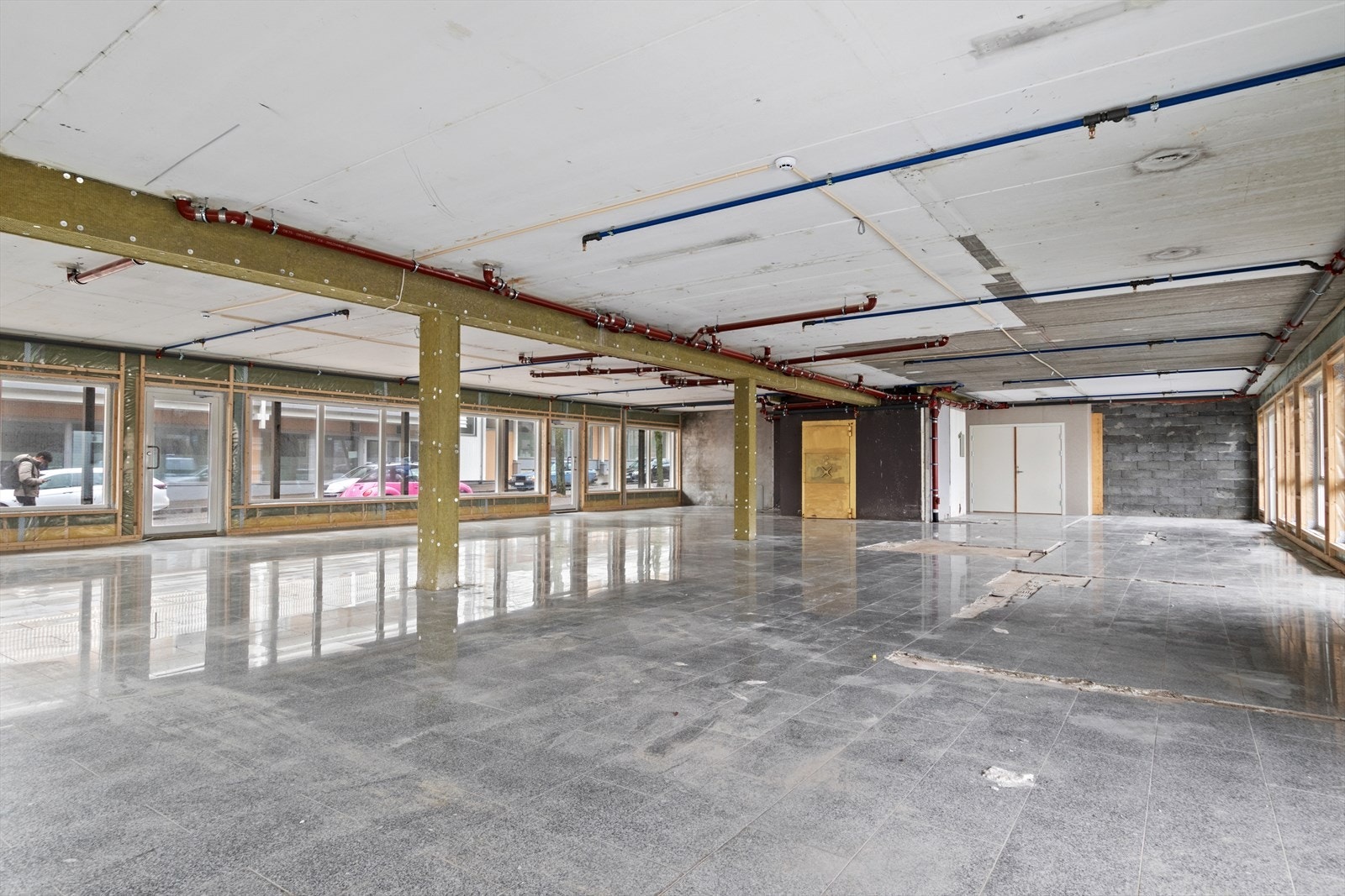 027.jpg Galleribilde