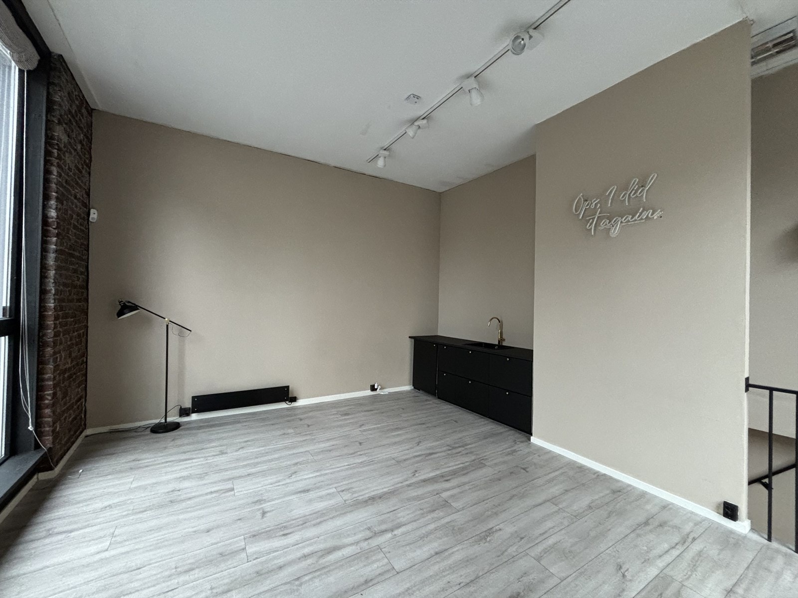 Lokalet uten skillevegg. Galleribilde