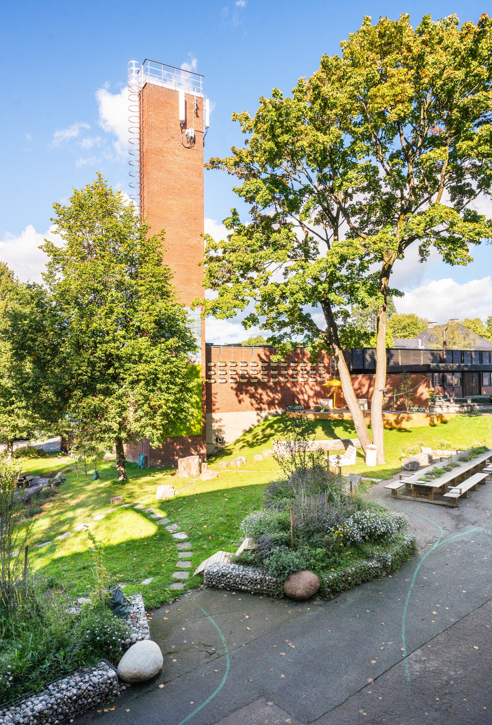 Inne på området finner man flere hyggelige samlingspunkt Galleribilde