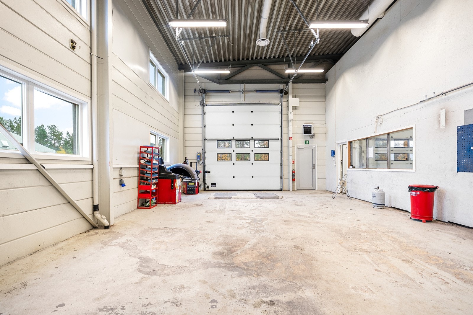 Lager / klargjøring / verksted Galleribilde