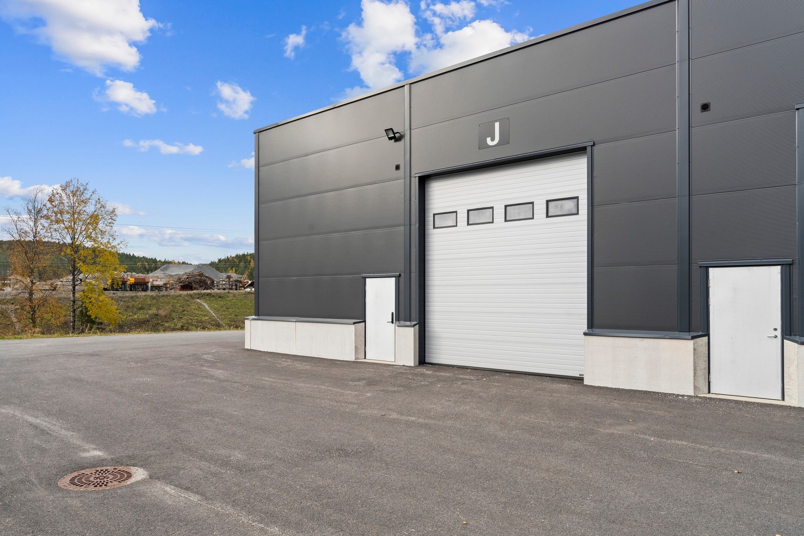 Det er organisert som eget sameie med 16 seksjoner. Sameiet fremstår som ryddig drevet Galleribilde