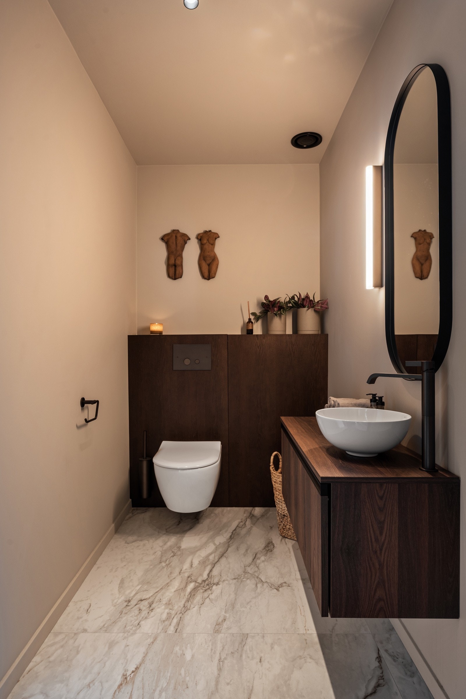 Toalett Galleribilde