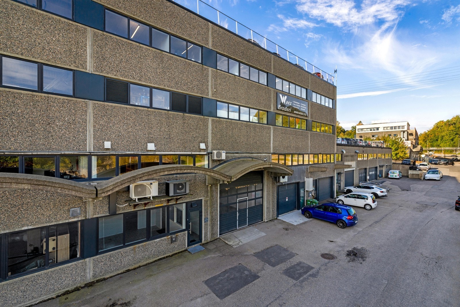 Sentralt beliggende på Kartheia med 5 min kjøring til sentrum. Galleribilde