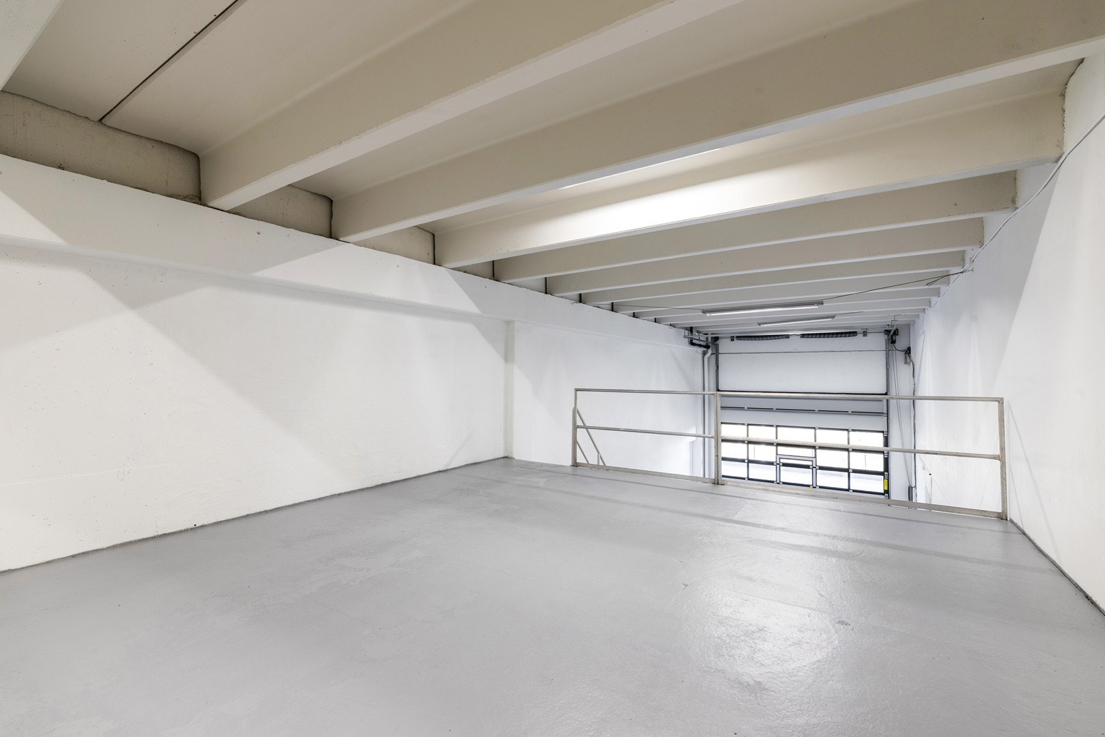 Støpt mesanin Galleribilde