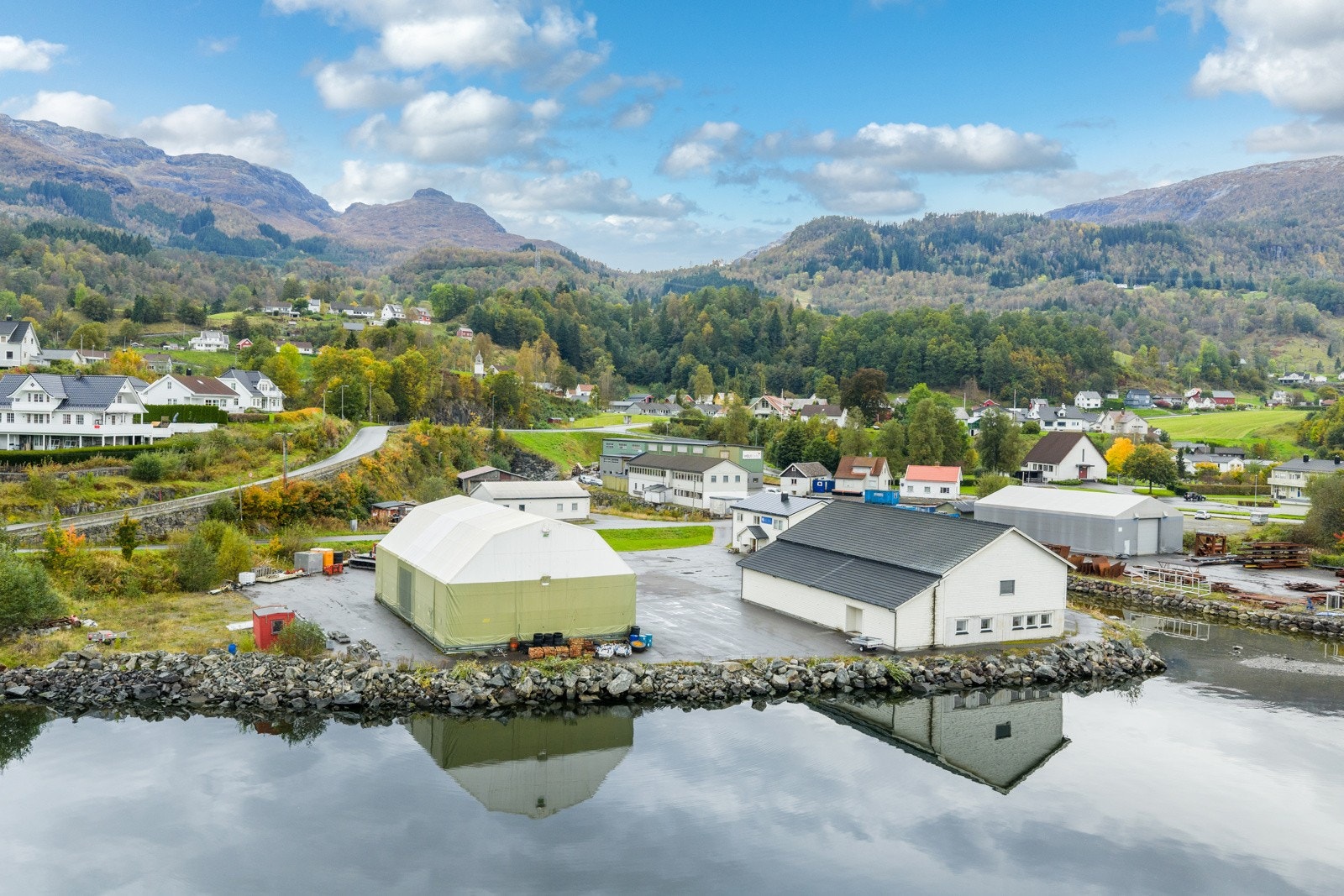 DJI_20251001135627_0045_D Galleribilde