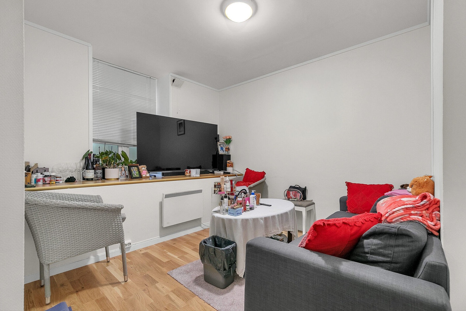 Tregård - Sokkeletasje - Leilighet B - Stue 1 Galleribilde