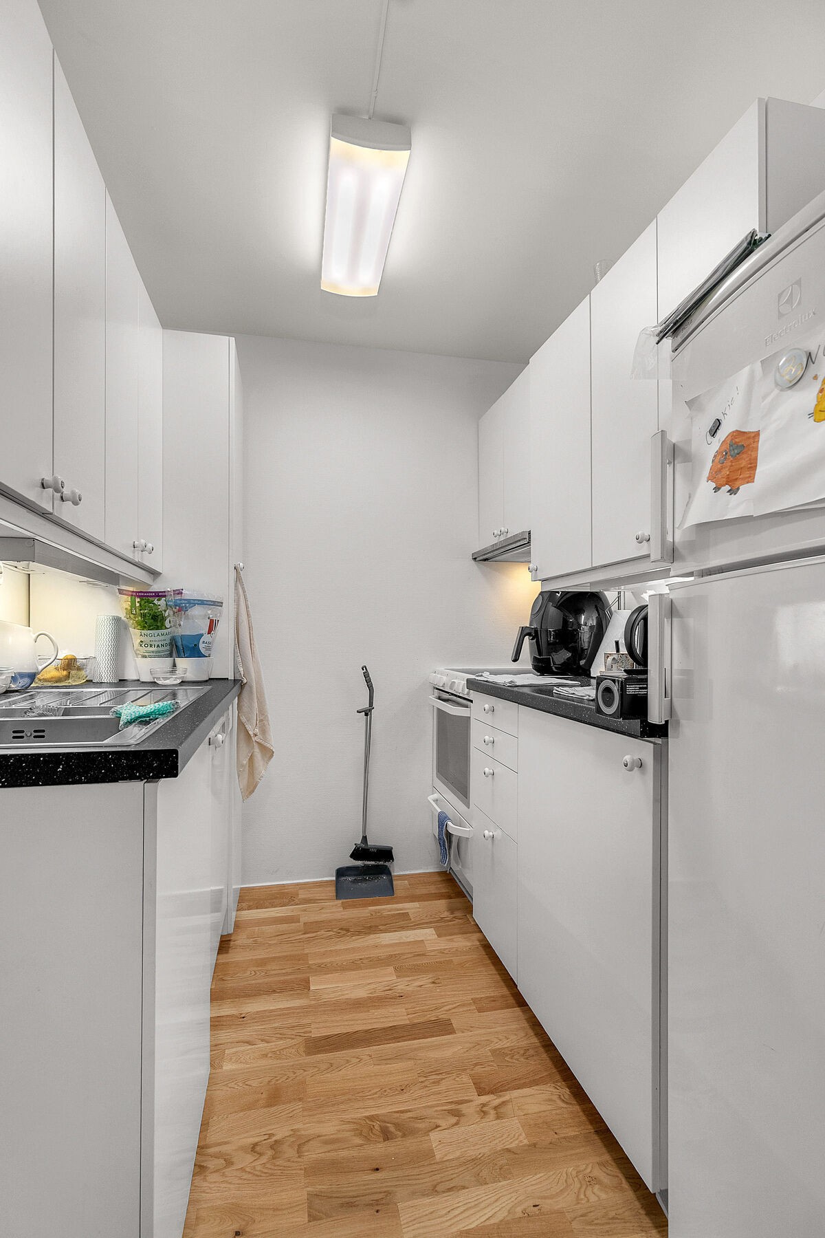 Tregård - Sokkeletasje - Leilighet B - Kjøkken Galleribilde