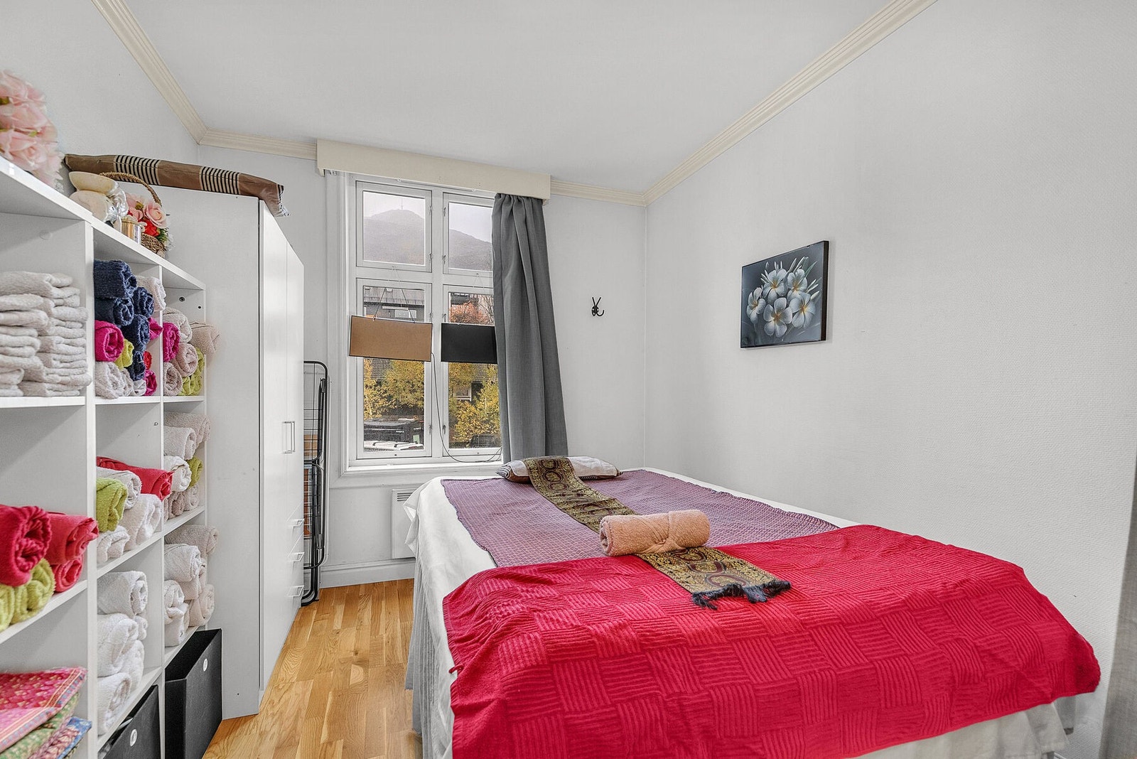 Tregård - 2etg - Leilighet Sør - Soverom 1 Galleribilde