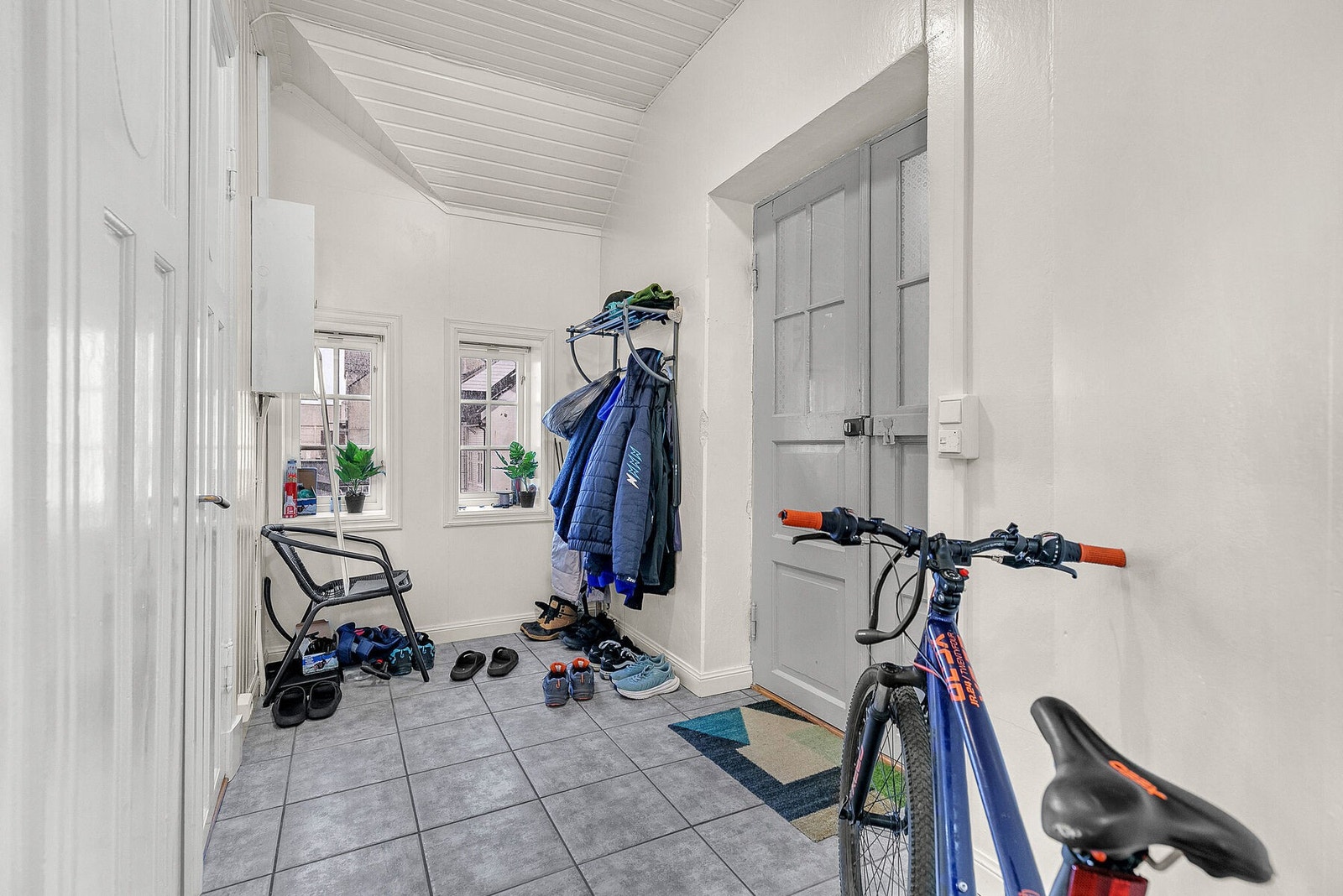 Murgård - 3etg - Leilighet - Vest - Entré 1 Galleribilde