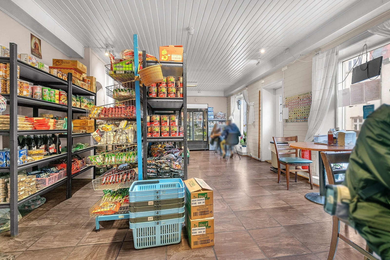 Murgård - Sokkeletasje - Næringslokale Butikk - Butikk 1-Edit Galleribilde