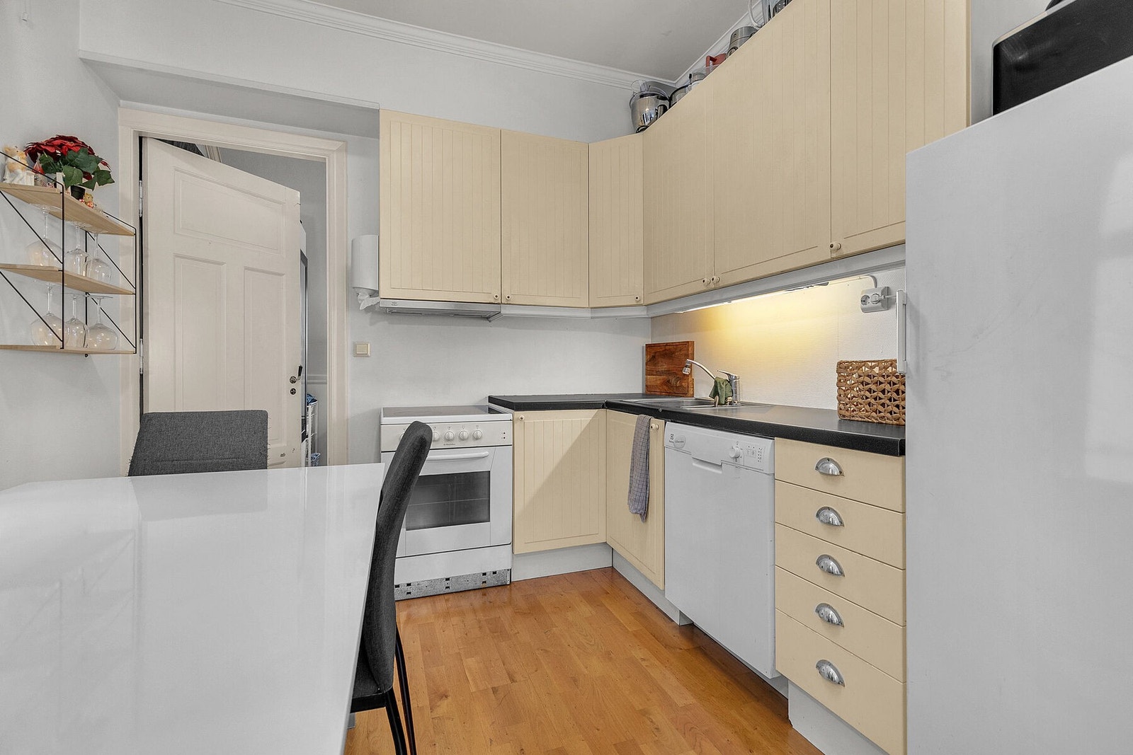 Tregård - Loftsetasje - Leilighet Sør - Kjøkken Galleribilde