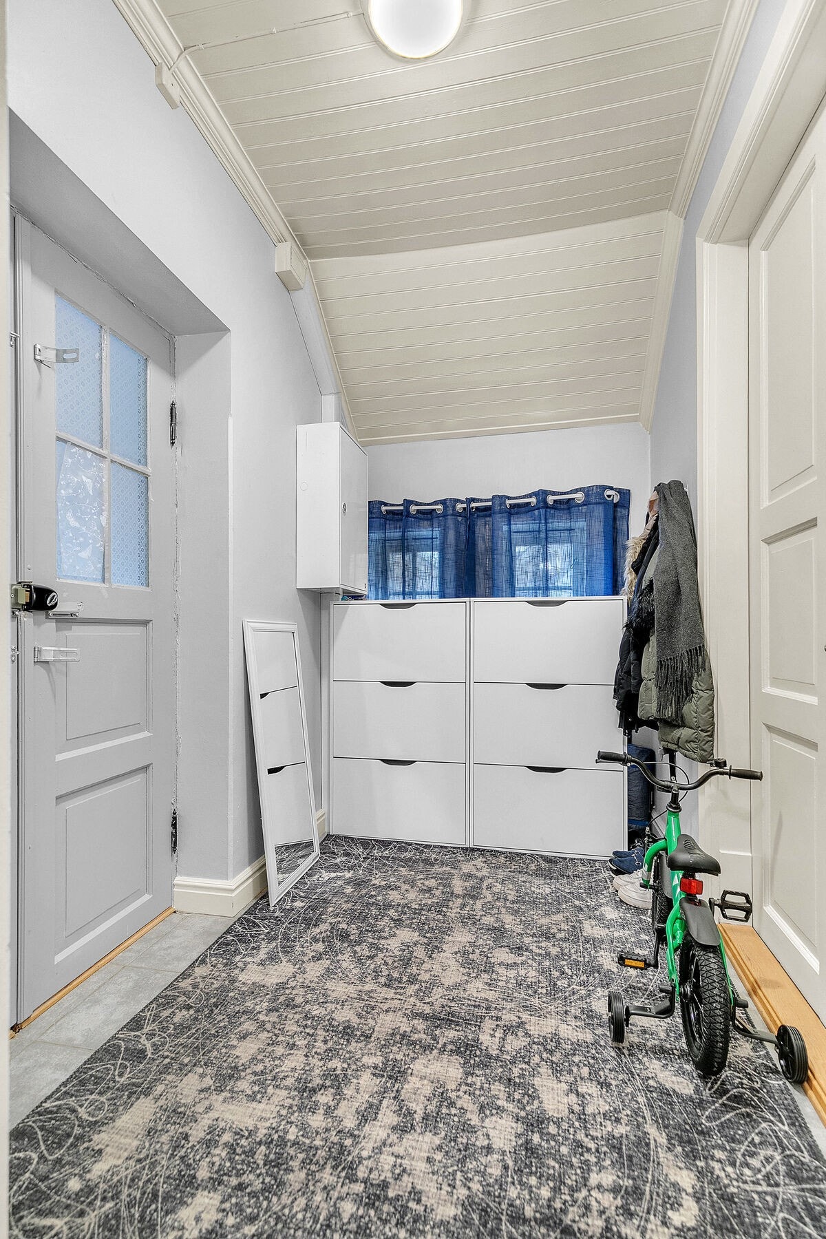 Murgård - 3etg - Leilighet - Øst - Entré Galleribilde