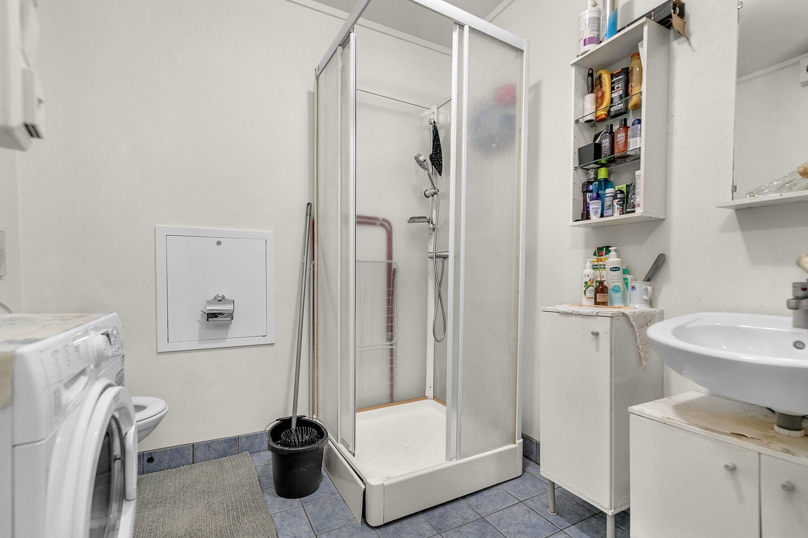 Tregård - 2etg - Leilighet Nord - Bad Galleribilde