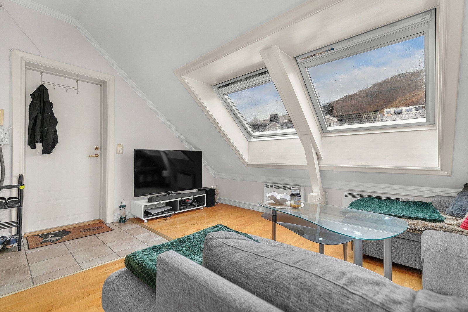 Tregård - Loftsetasje - Leilighet Sør - Stue 4 Galleribilde