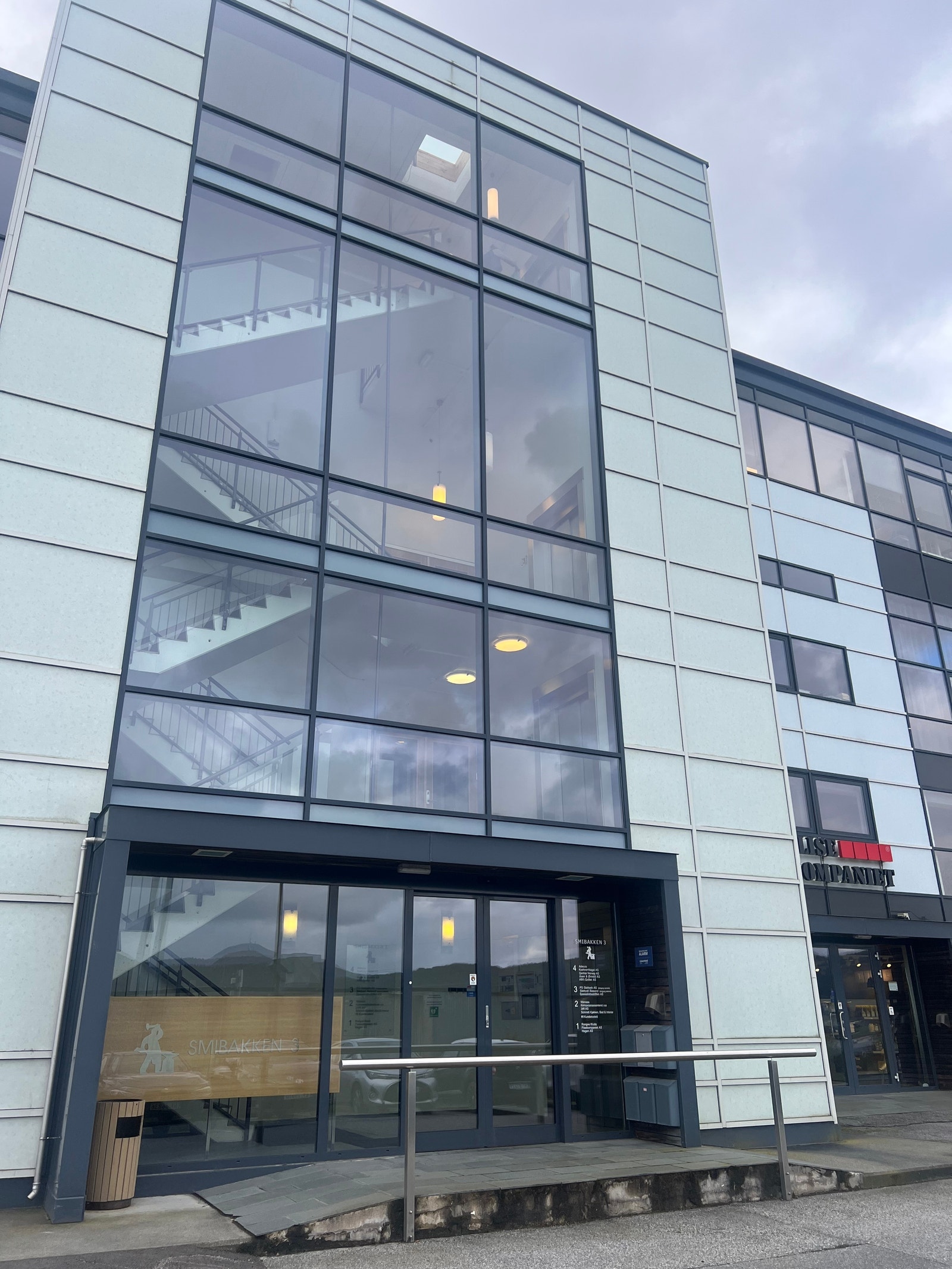 Inngangsparti mot nord Galleribilde