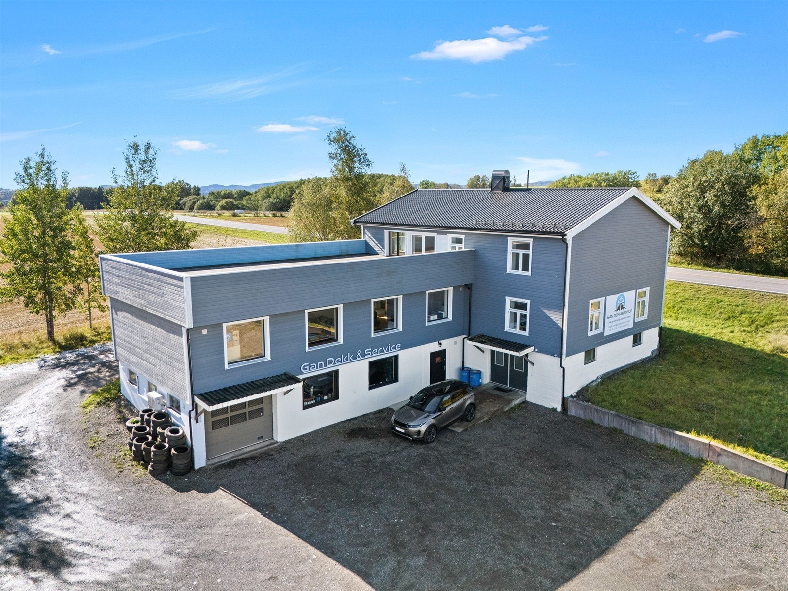 Velkommen til Fetveien 1292 - stor næringseiendom med kontrolokaler, lager, garasjer m.m. Galleribilde