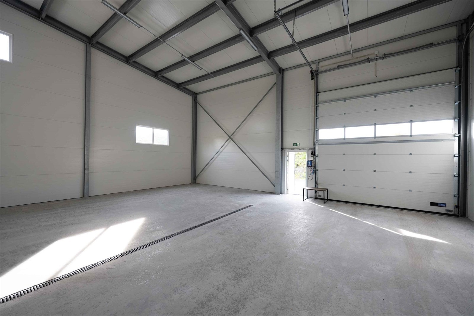 Lagret har blant annet egne strømmålere i teknisk rom, opplegg for vann og avløp og attraktiv endebeliggenhet. Galleribilde