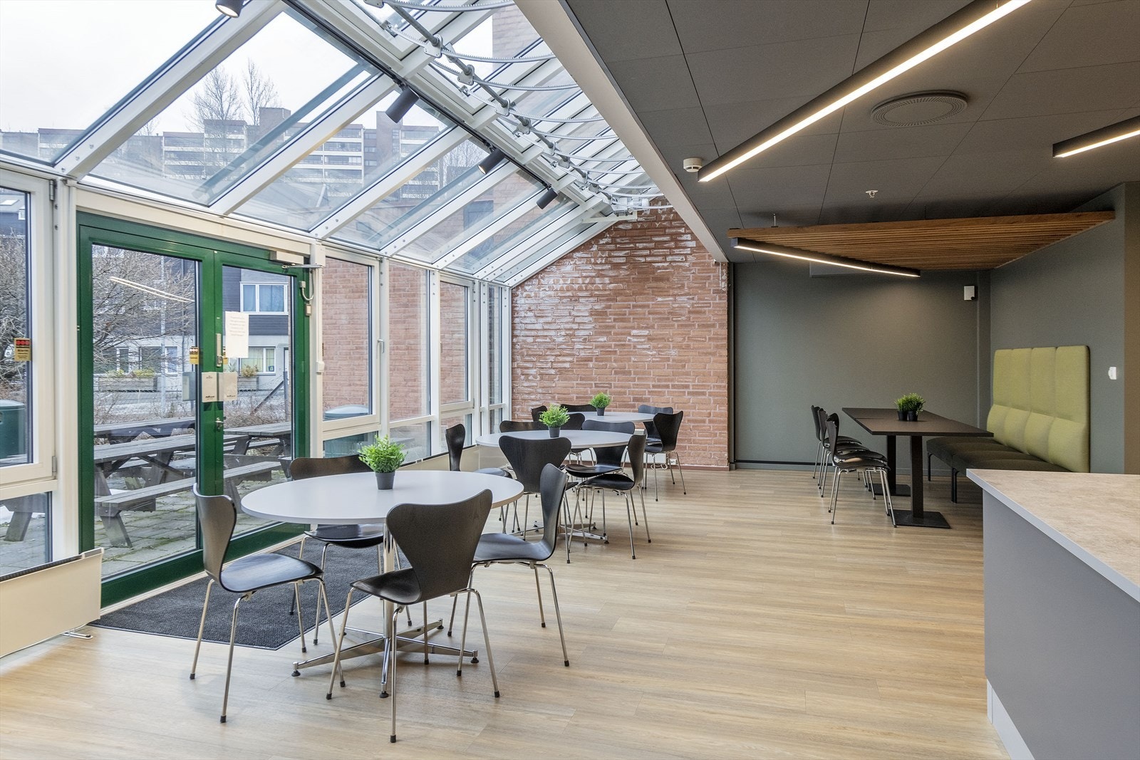 Tevlingveien 15, kantine Galleribilde