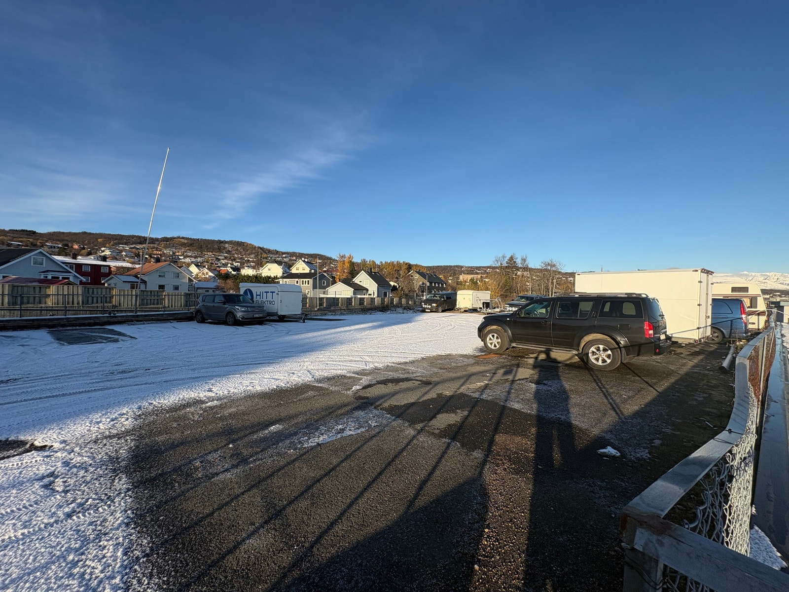 Meget god parkeringsplass tilknyttet lokalene Galleribilde