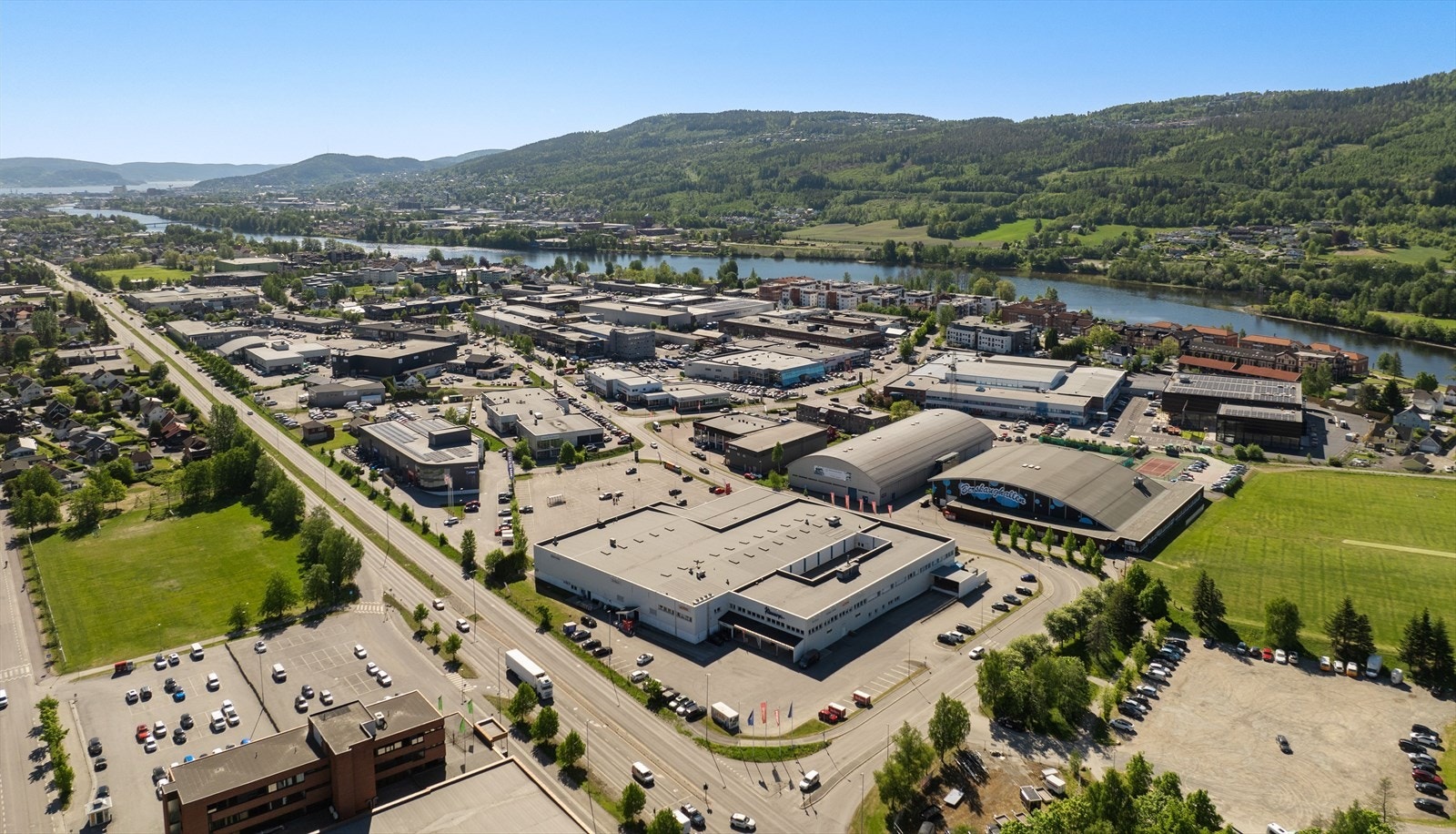 God eksponering og nærhet til handel og servicetilbud Galleribilde