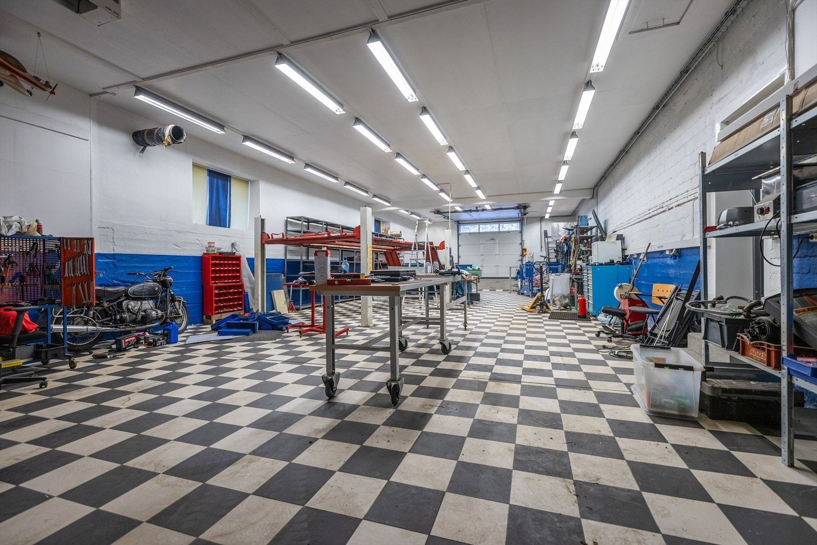 Verkstedhall Galleribilde