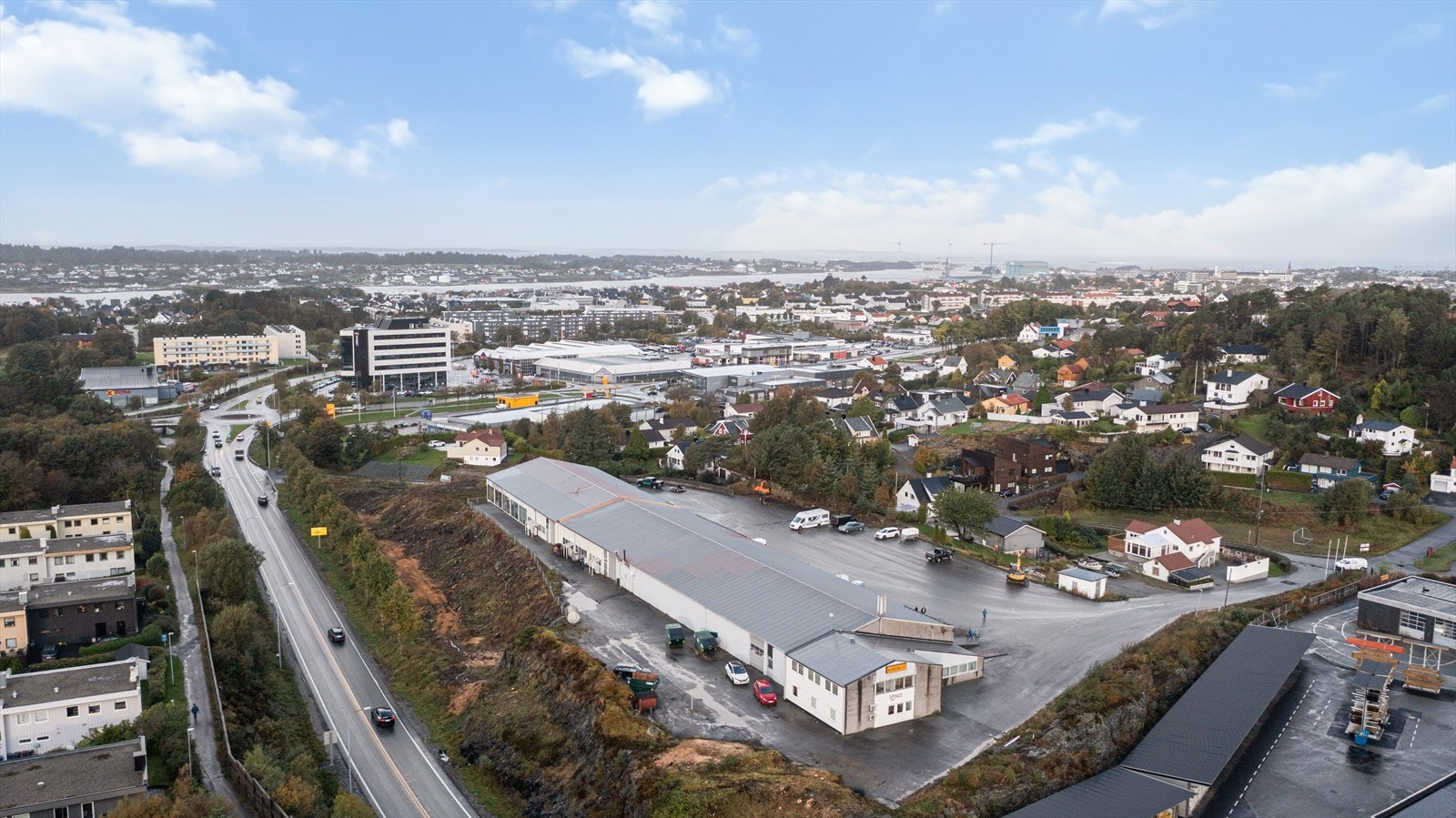 Profilerte lokaler til leie langs E 134 Galleribilde