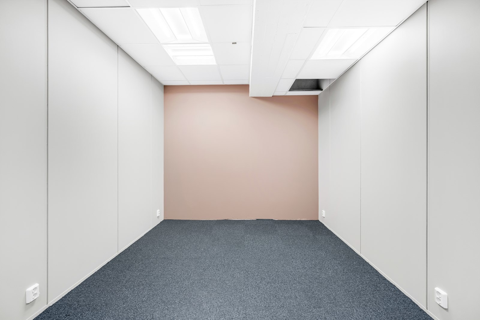 Ett av to møterom Galleribilde