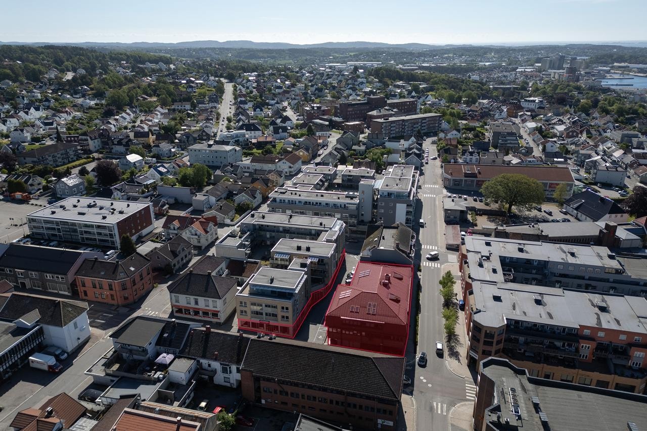 Beliggende i Larvik sentrum med gode eksponeringsmuligheter Galleribilde