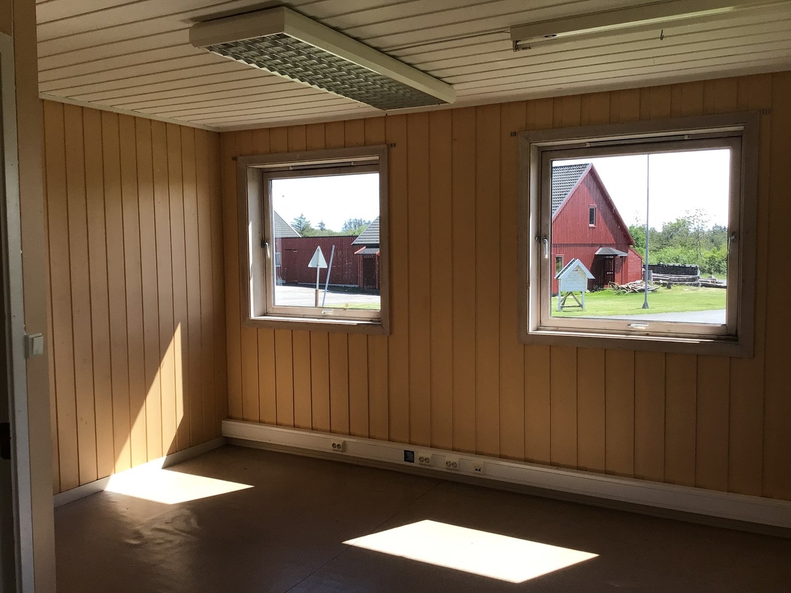 977F2DFC-1CE5-42FB-84B5-4418AB91BFCF.jpeg Galleribilde