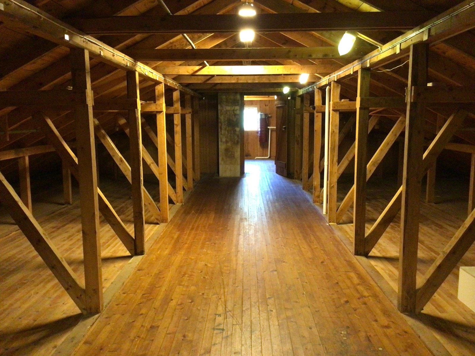 EC5FF29B-54FC-4C95-A63F-DD6A5BD09C8E.jpeg Galleribilde