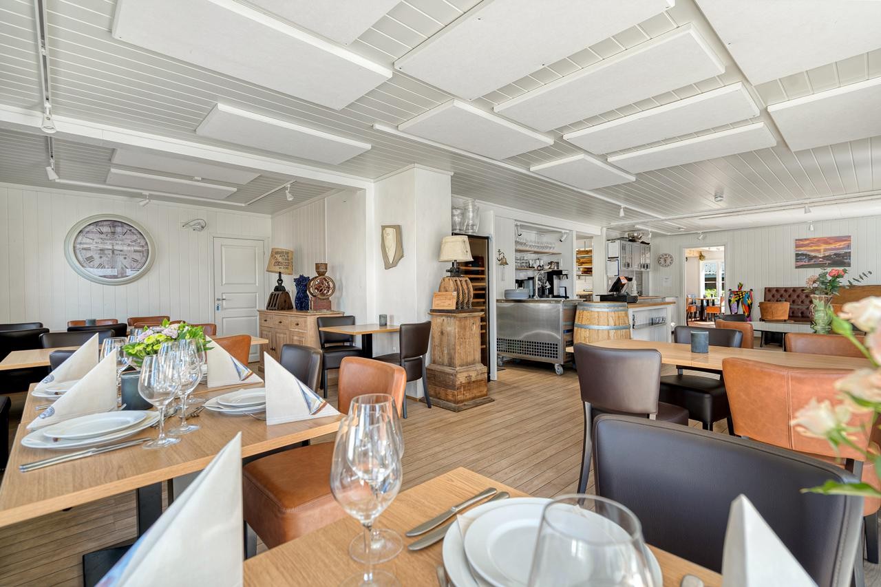 2302102530734 Galleribilde