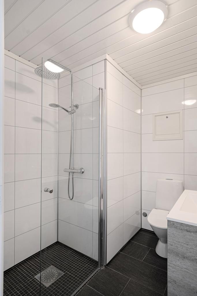 2302102530744 Galleribilde